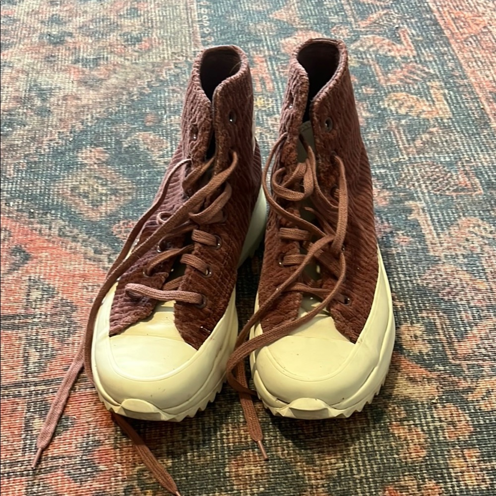 Converse Corduroy High-Top Sneakers in Burgundy and White